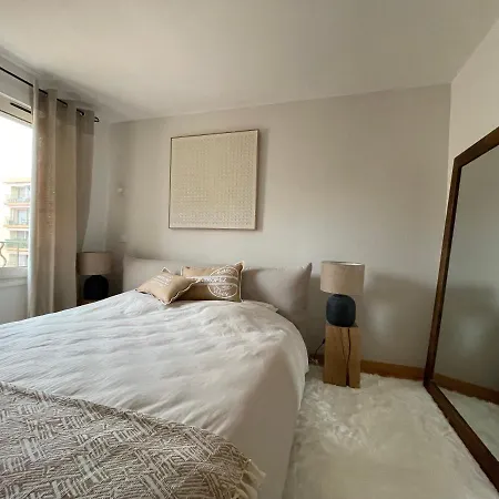 New Cosy Flat Tropez Lägenhet