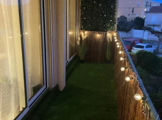 New Cosy Flat Tropez Apartamento *